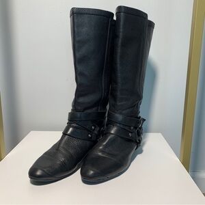 Gianni Bini - Tall Black Leather Boots - Ankle Straps & Buckles - SIZE 8.​